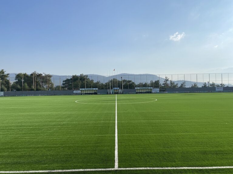 12.Suıni Çim Uygulama Fotoğrafları sportfloorings