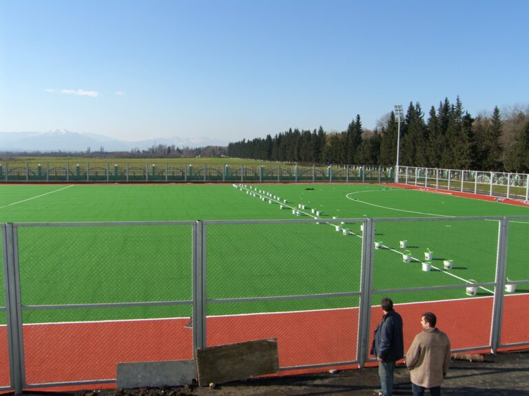 13.Suıni Çim Uygulama Fotoğrafları sportfloorings