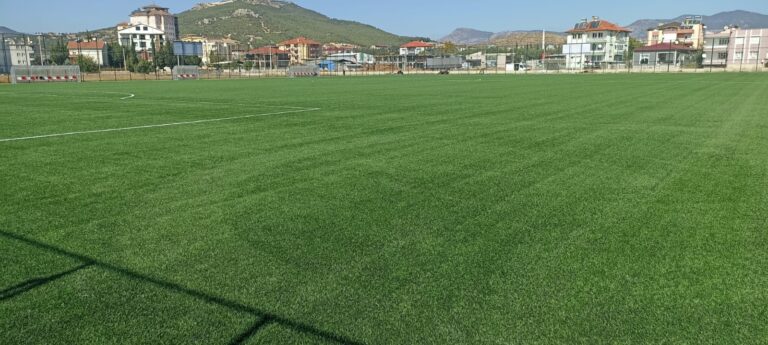 26.Suıni Çim Uygulama Fotoğrafları sportfloorings