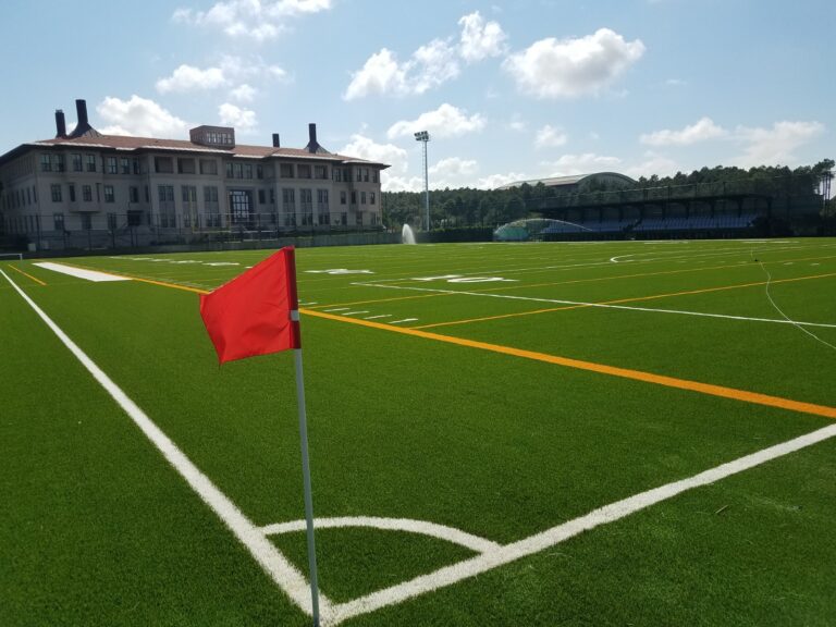 30.Suıni Çim Uygulama Fotoğrafları sportfloorings