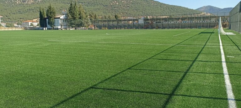 32.Suıni Çim Uygulama Fotoğrafları sportfloorings