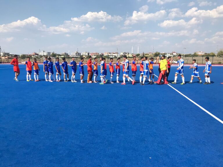 35.Suıni Çim Uygulama Fotoğrafları sportfloorings