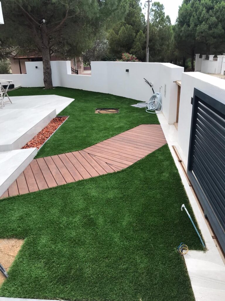 37.Suıni Çim Uygulama Fotoğrafları sportfloorings